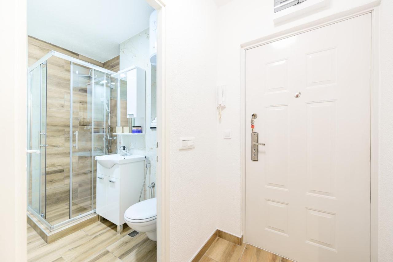 Apartment Una Alipasino With Two Bedrooms Sarajevo Exterior photo